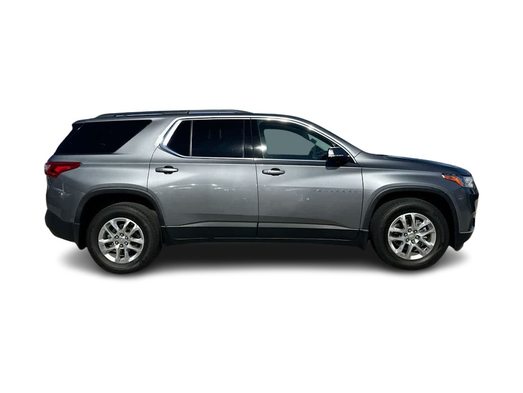 Thumbnail: 2020 Chevrolet Traverse - 25