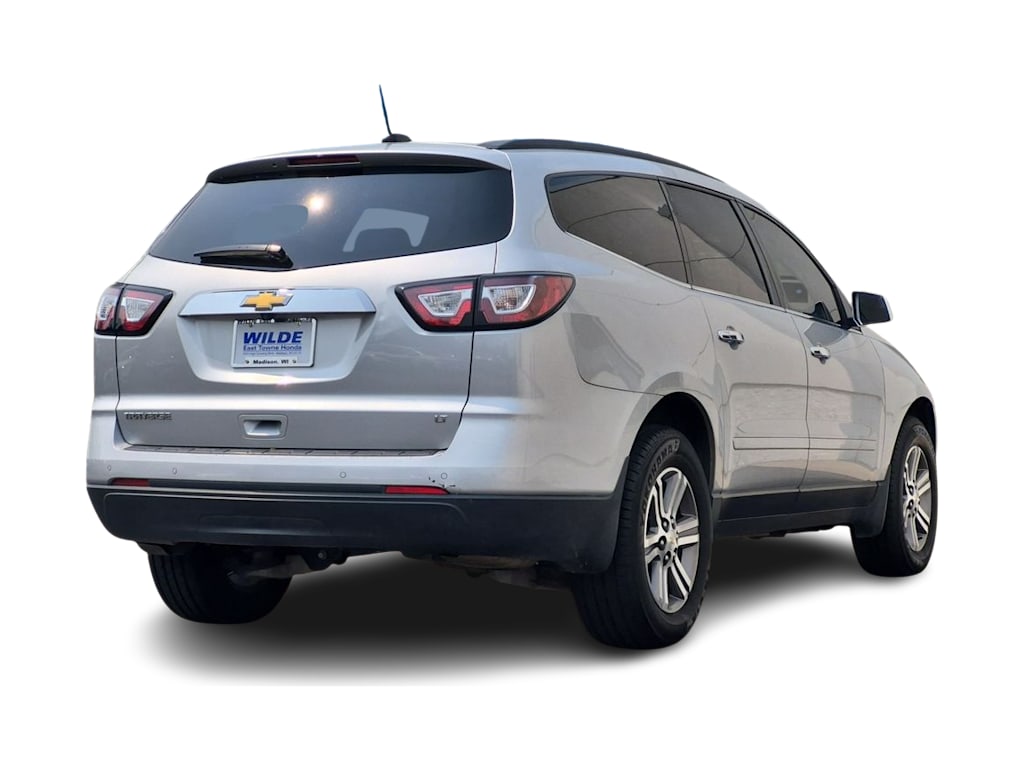 Thumbnail: 2017 Chevrolet Traverse - 21