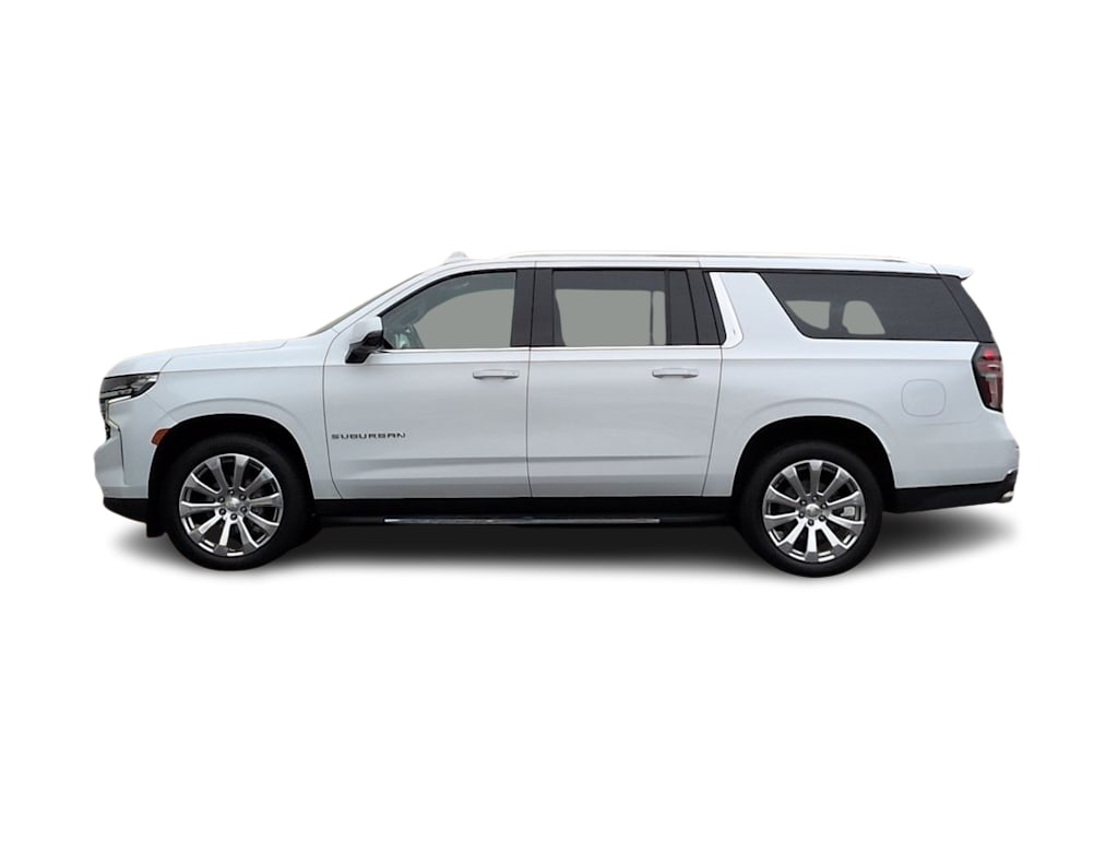 Thumbnail: 2021 Chevrolet Suburban - 3