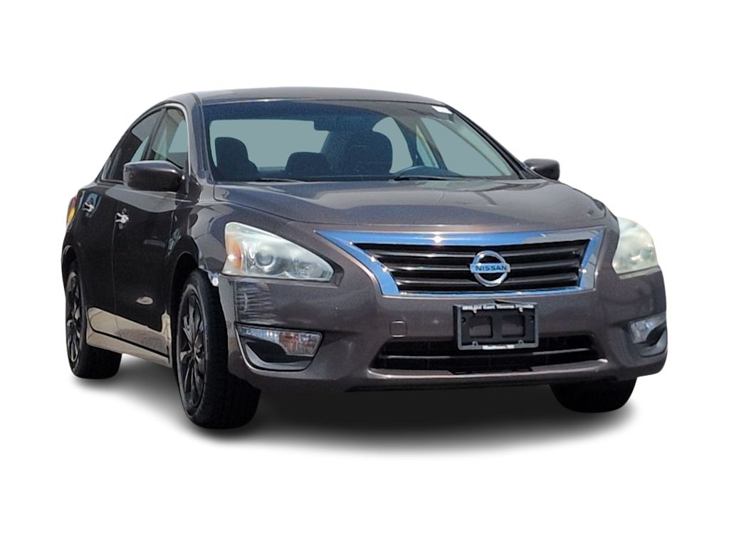 Thumbnail: 2013 Nissan Altima - 17