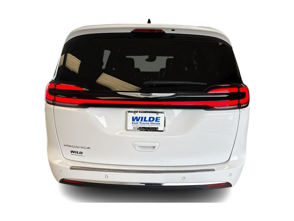 Thumbnail: 2025 Chrysler Pacifica - 5