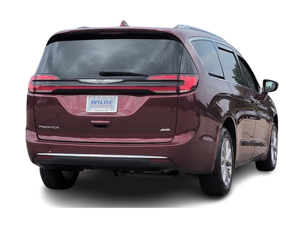 Thumbnail: 2021 Chrysler Pacifica - 21