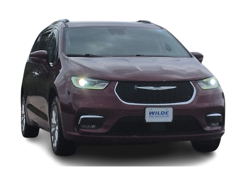 Thumbnail: 2021 Chrysler Pacifica - 18