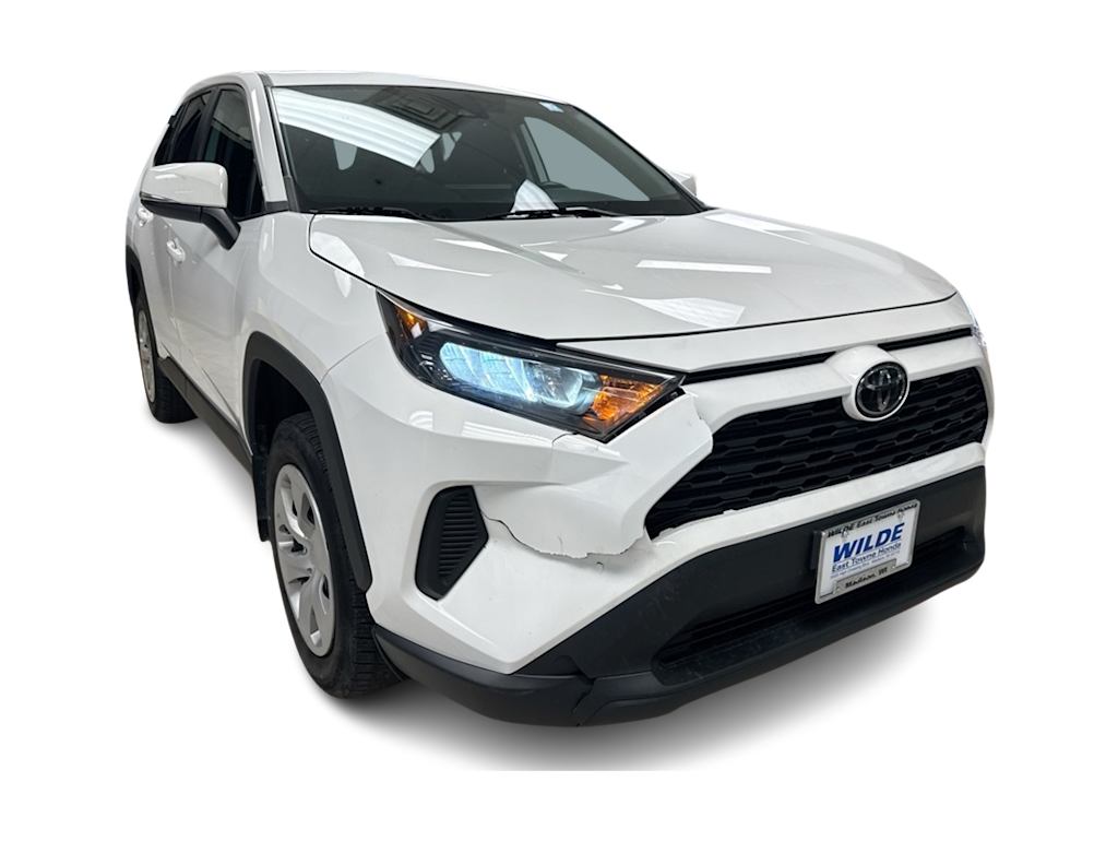 Thumbnail: 2022 Toyota RAV4 - 22