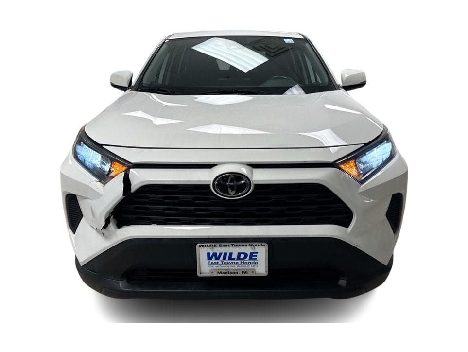 Thumbnail: 2022 Toyota RAV4 - 6