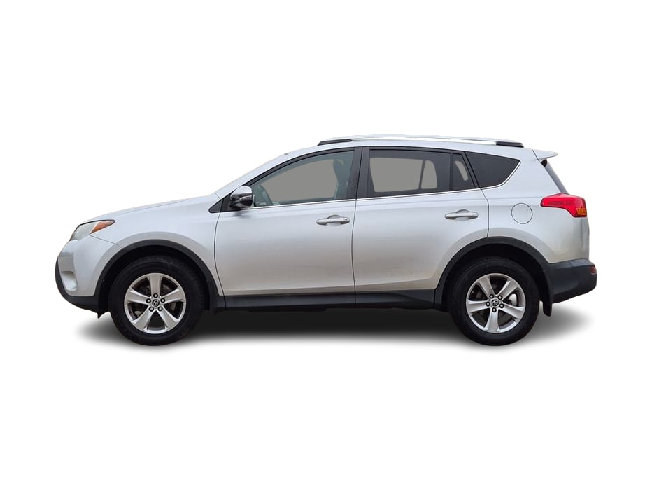 Thumbnail: 2015 Toyota RAV4 - 3
