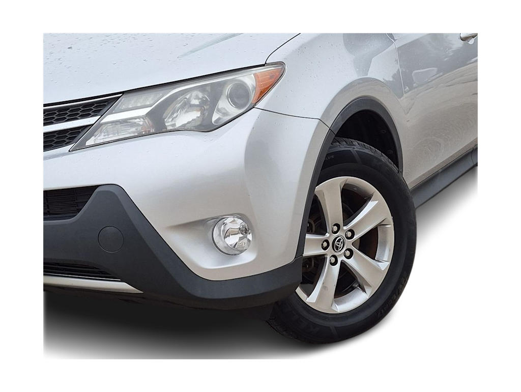 Thumbnail: 2015 Toyota RAV4 - 22