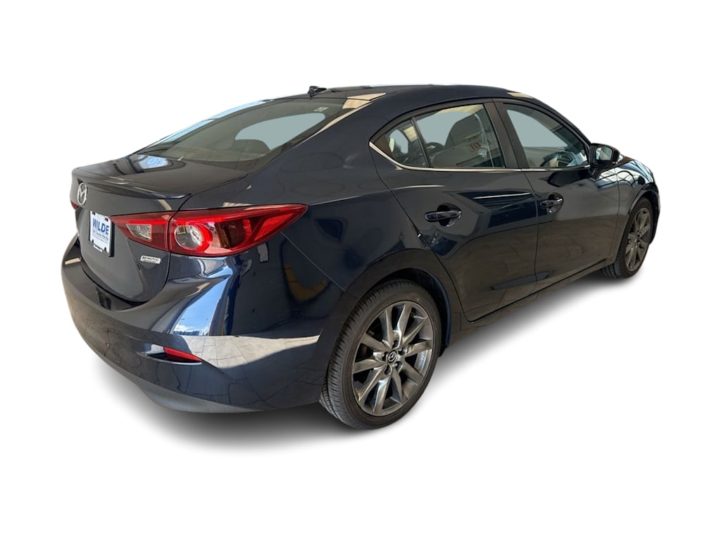 Thumbnail: 2018 Mazda Mazda3 - 23