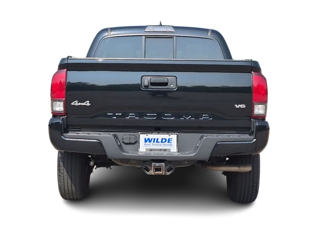 Thumbnail: 2022 Toyota Tacoma - 5