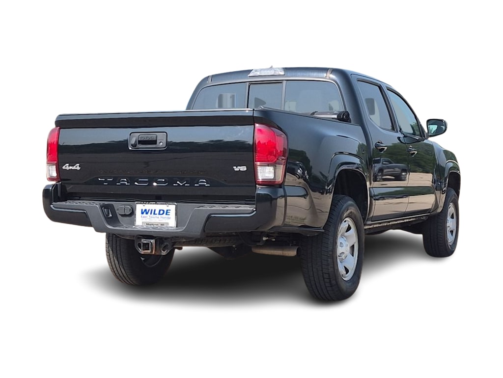 Thumbnail: 2022 Toyota Tacoma - 22