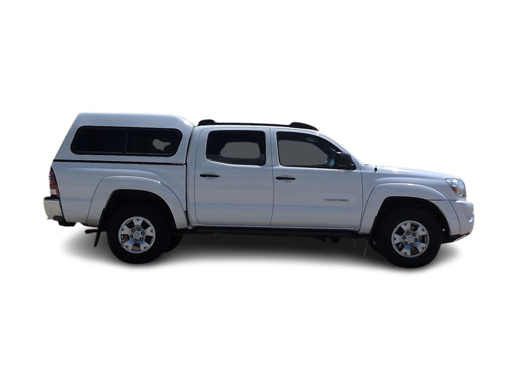 Thumbnail: 2011 Toyota Tacoma - 24