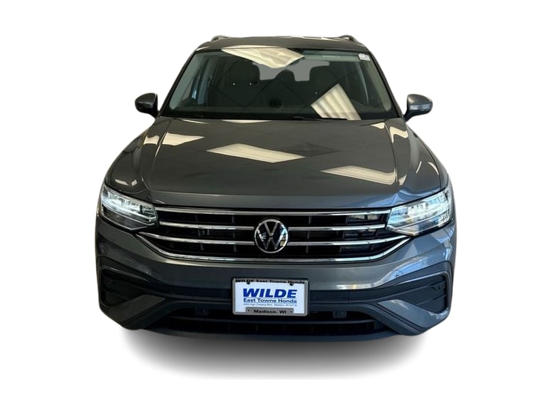 Thumbnail: 2022 Volkswagen Tiguan - 6