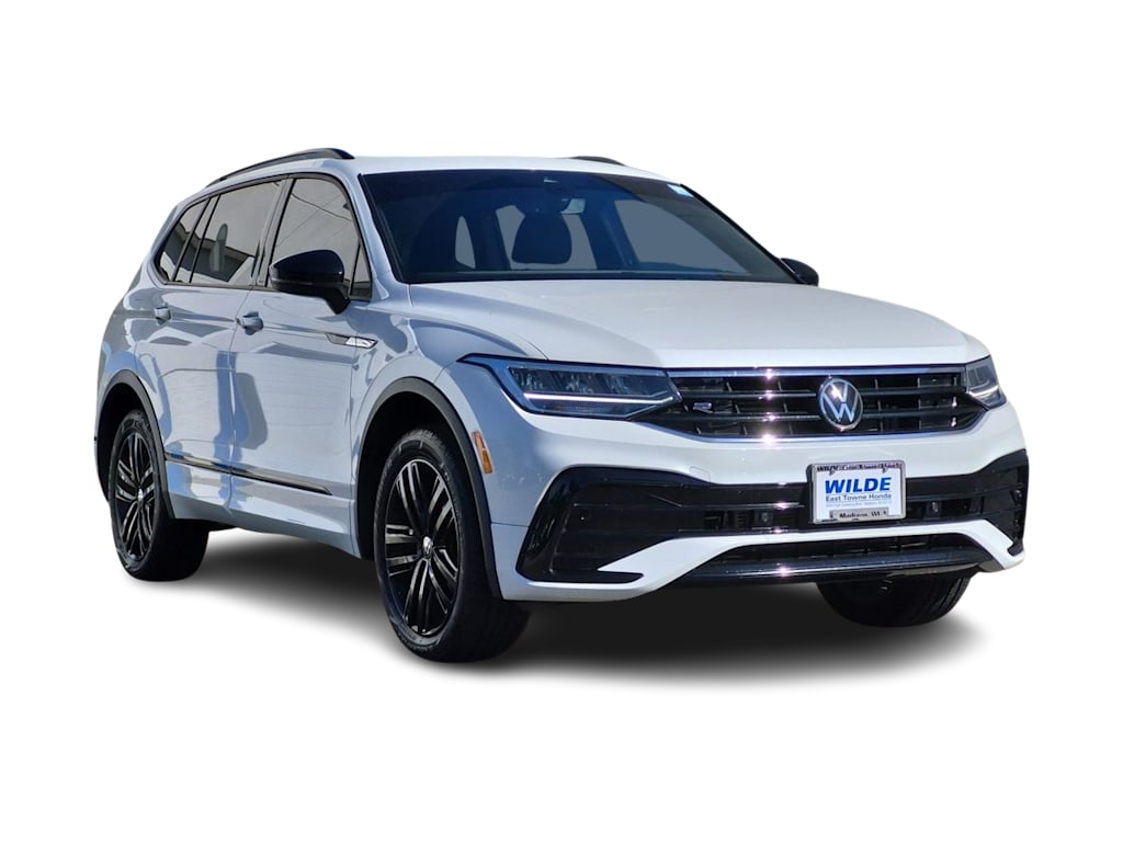 Thumbnail: 2022 Volkswagen Tiguan - 20