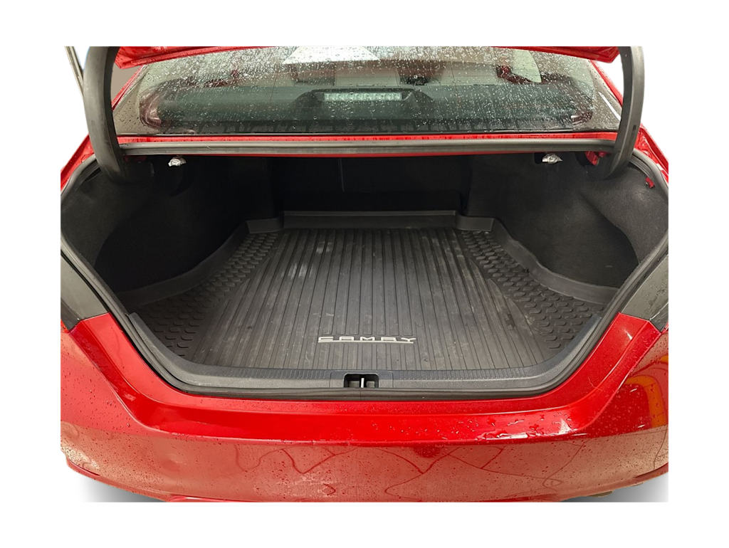 Thumbnail: 2022 Toyota Camry - 18