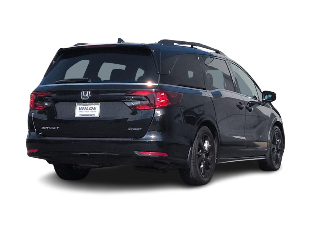 Thumbnail: 2023 Honda Odyssey - 21