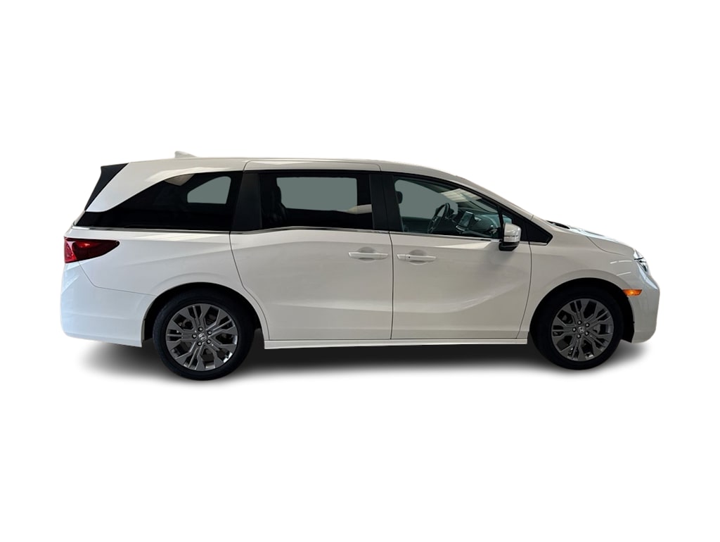 2025 Honda Odyssey Touring 23