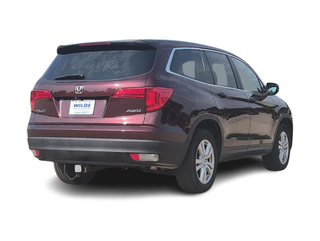Thumbnail: 2016 Honda Pilot - 22