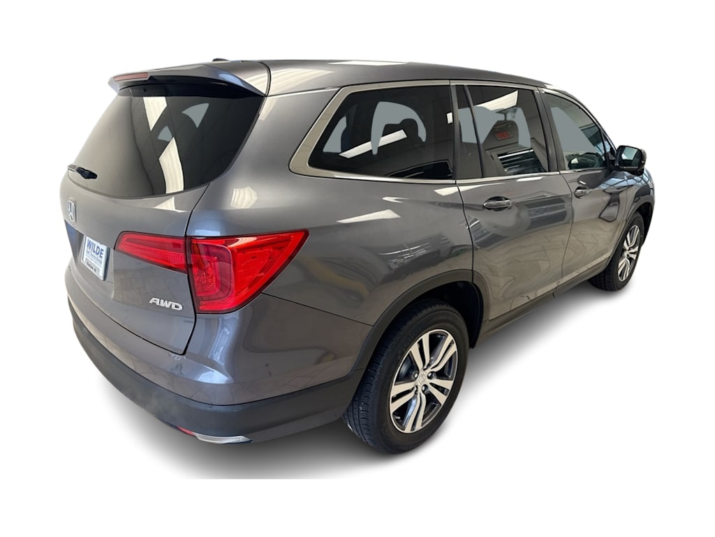 Thumbnail: 2016 Honda Pilot - 23