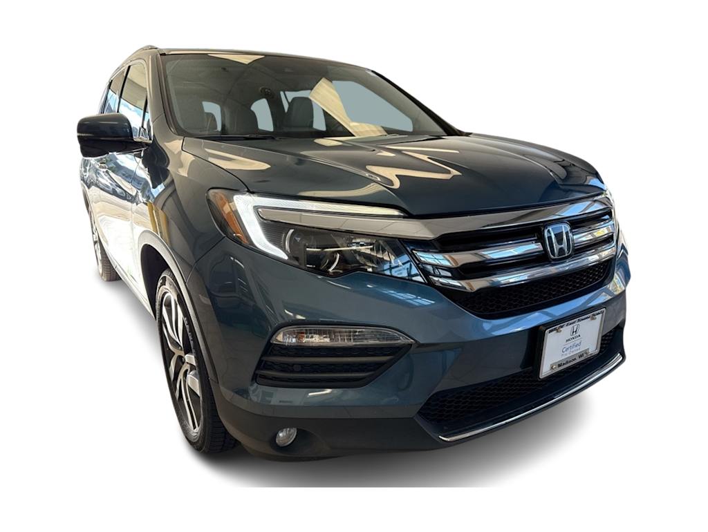 Thumbnail: 2017 Honda Pilot - 21