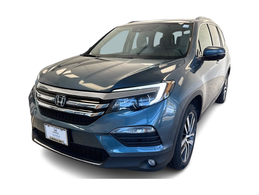 Thumbnail: 2017 Honda Pilot - 22