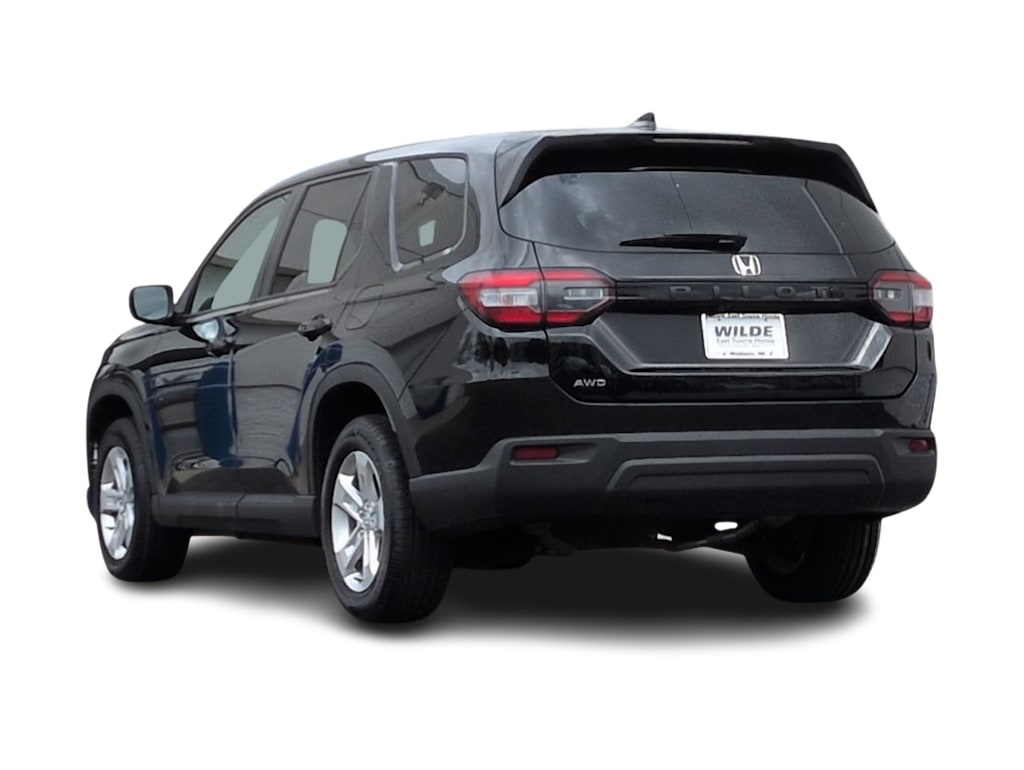 Thumbnail: 2023 Honda Pilot - 4