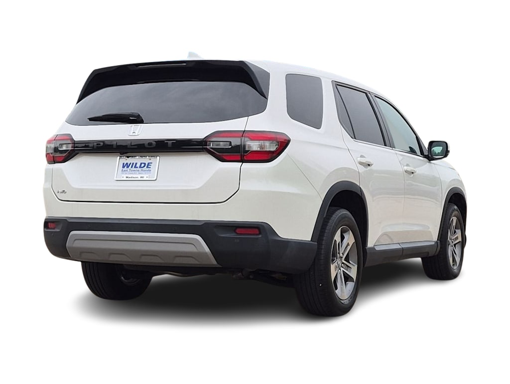 Thumbnail: 2023 Honda Pilot - 22