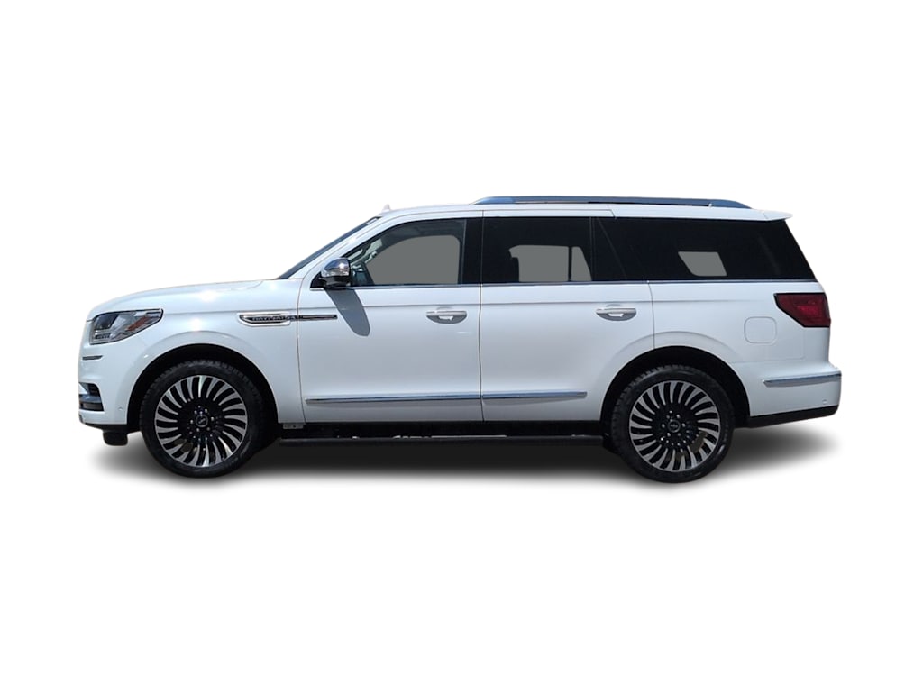 Thumbnail: 2020 Lincoln Navigator - 3
