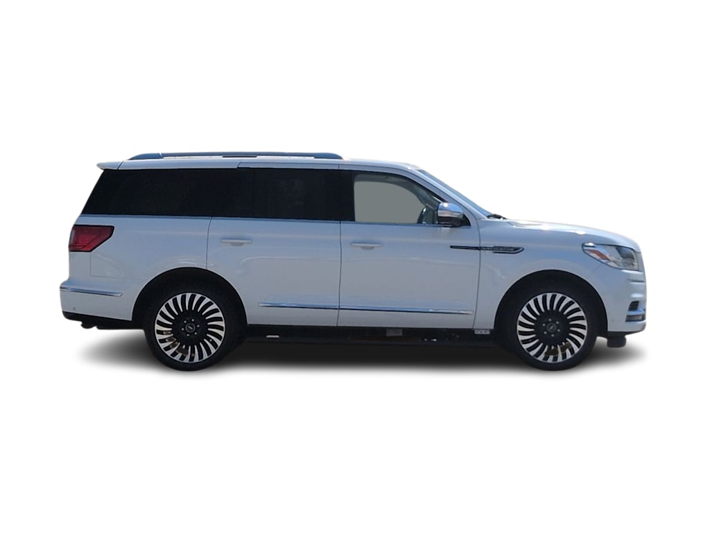Thumbnail: 2020 Lincoln Navigator - 23