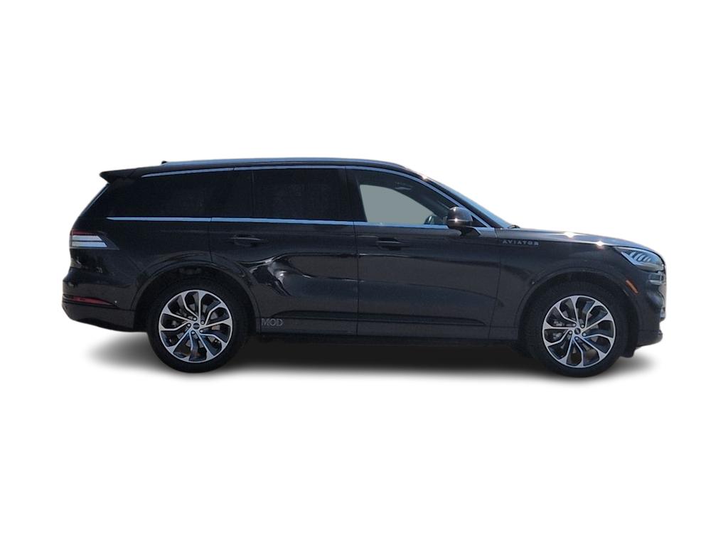 Thumbnail: 2023 Lincoln Aviator - 22