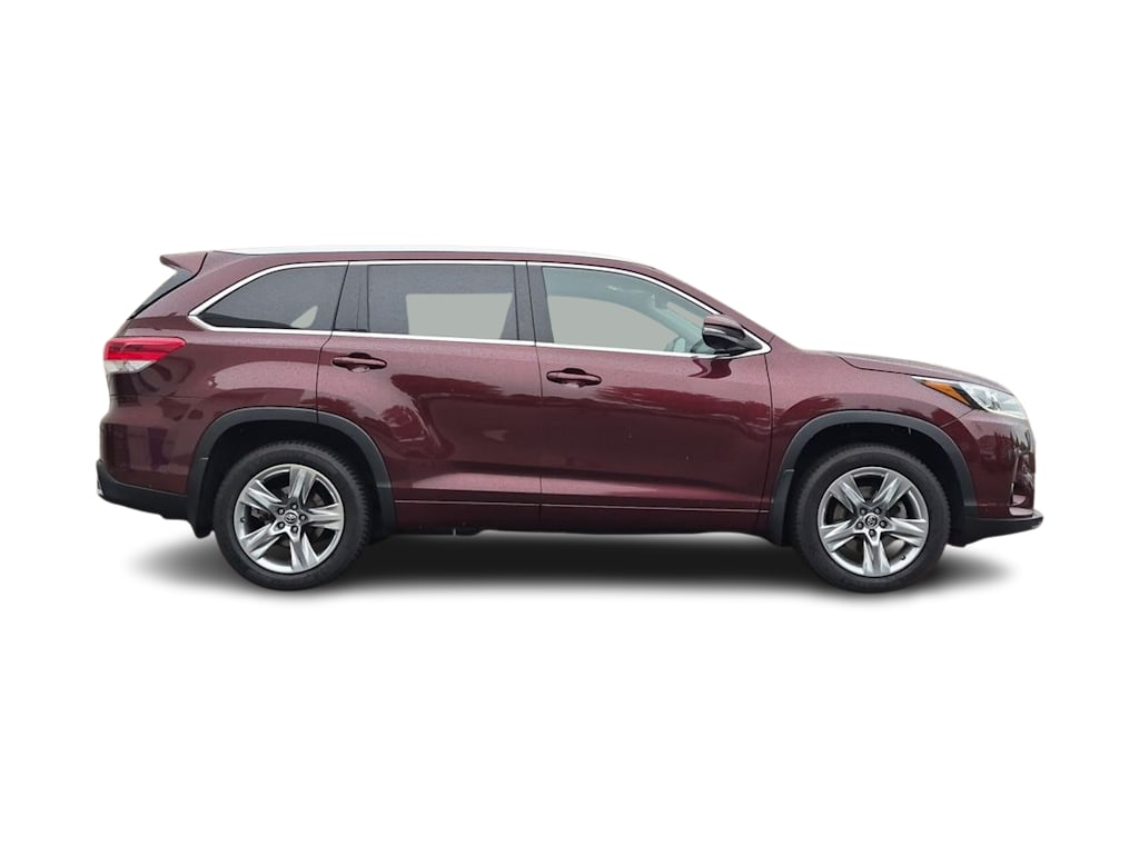 Thumbnail: 2018 Toyota Highlander - 23