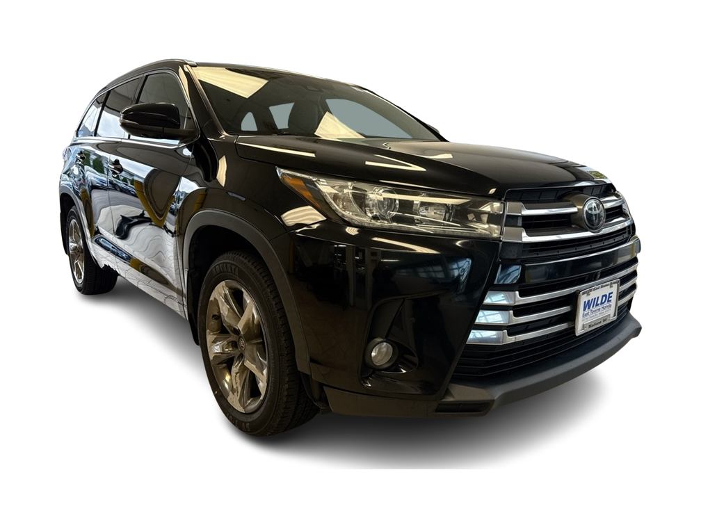 Thumbnail: 2018 Toyota Highlander - 21