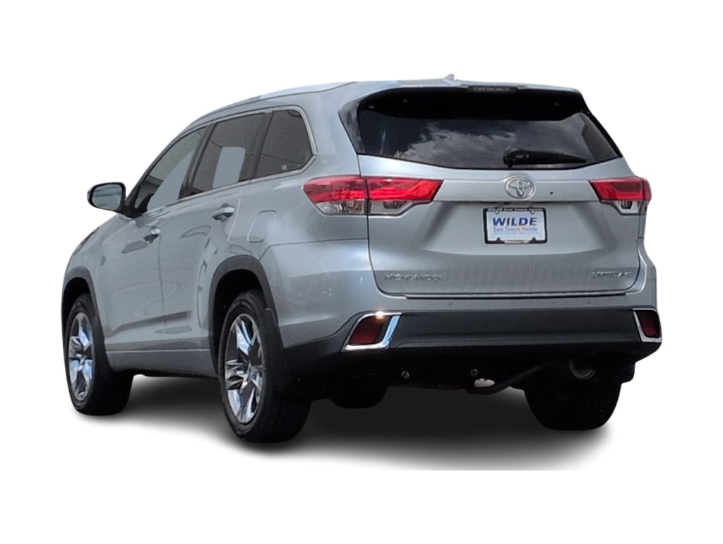 Thumbnail: 2019 Toyota Highlander - 4