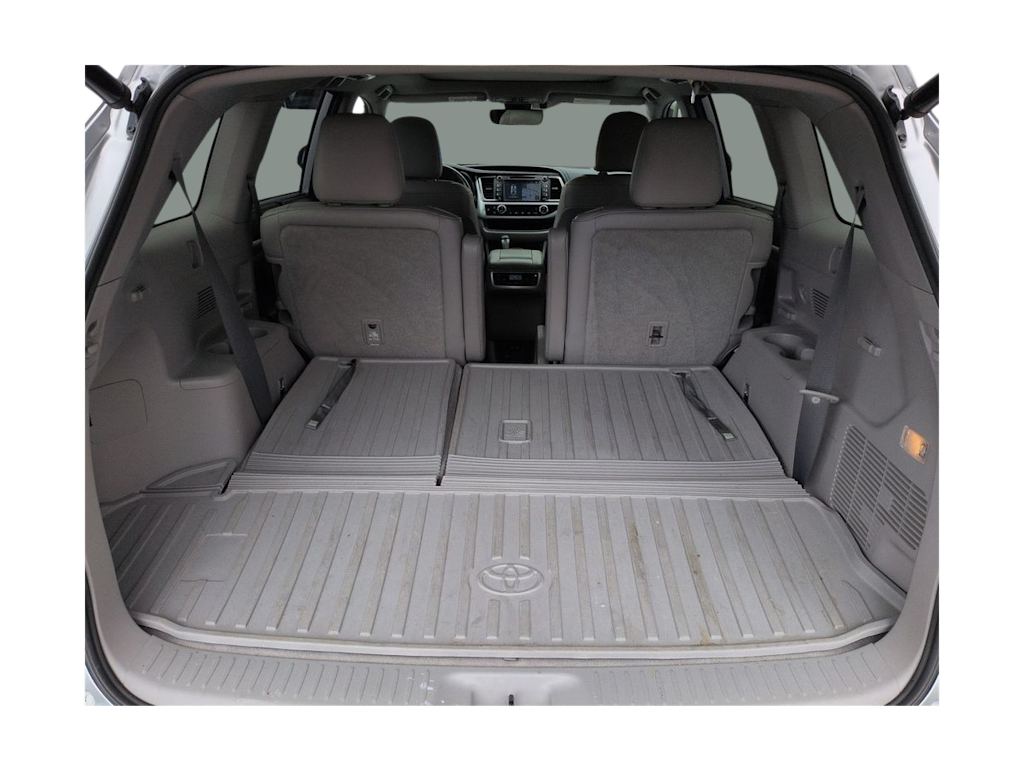 Thumbnail: 2019 Toyota Highlander - 16