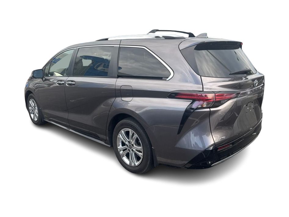 Thumbnail: 2022 Toyota Sienna - 2