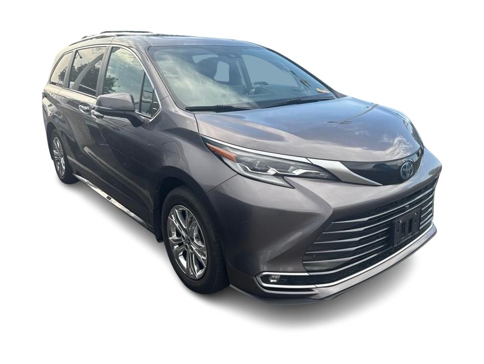 Thumbnail: 2022 Toyota Sienna - 7