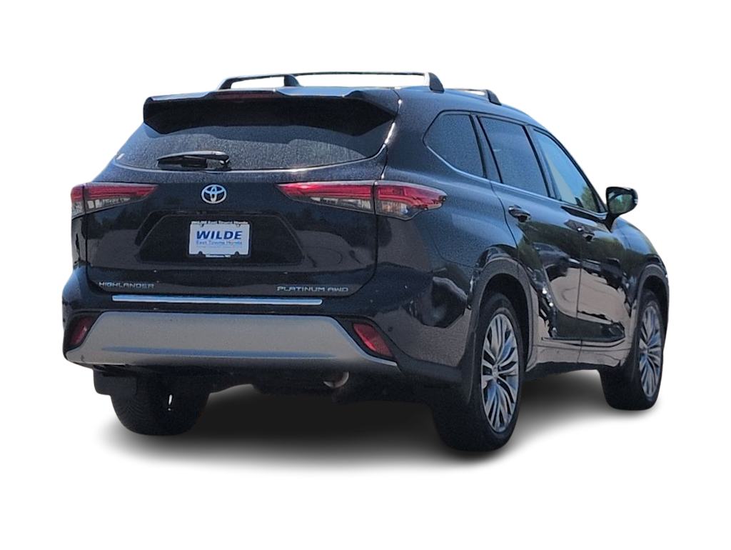Thumbnail: 2020 Toyota Highlander - 23