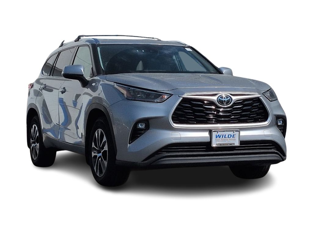 Thumbnail: 2020 Toyota Highlander - 6