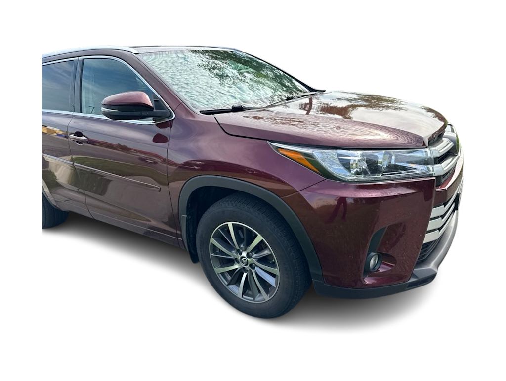 Thumbnail: 2018 Toyota Highlander - 8