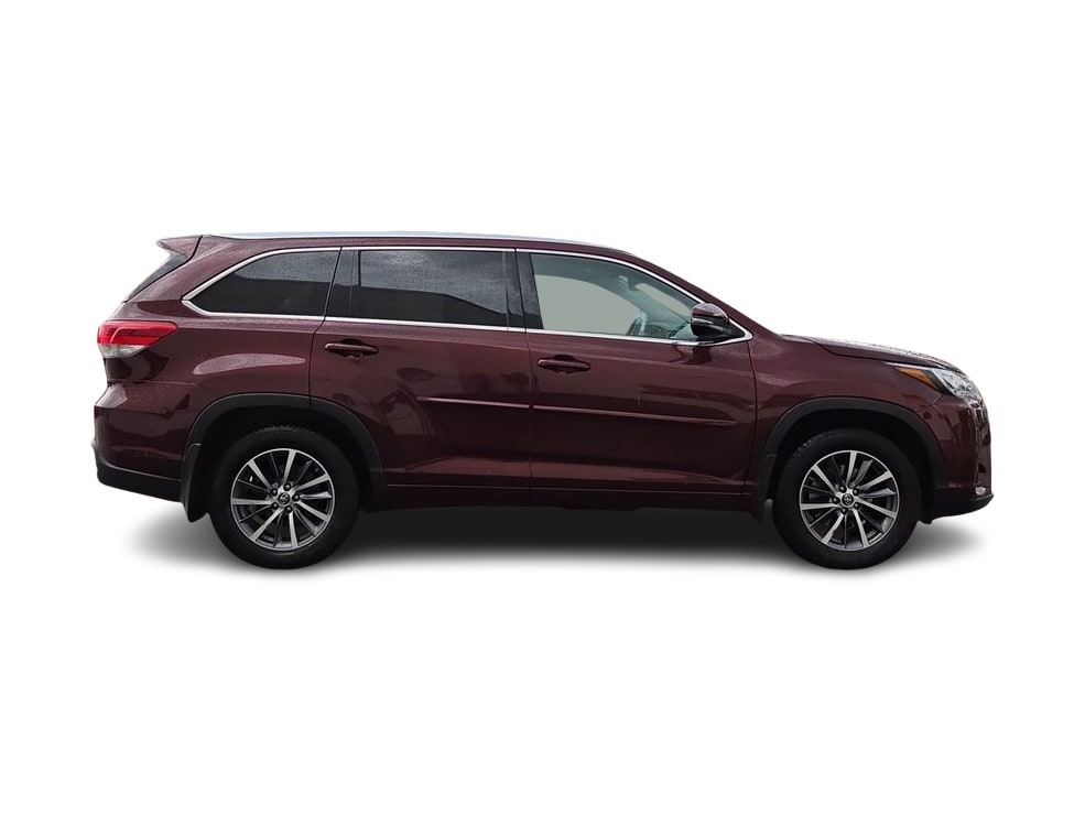 Thumbnail: 2018 Toyota Highlander - 24