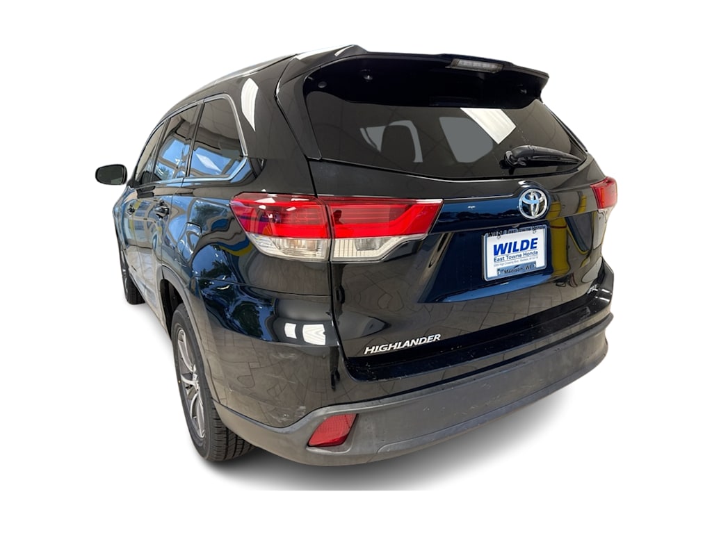 Thumbnail: 2019 Toyota Highlander - 4