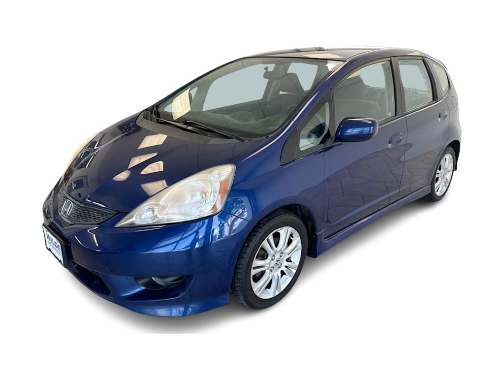 Used 2011 Honda Fit Sport with VIN JHMGE8H55BC015267 for sale in Hudson, WI