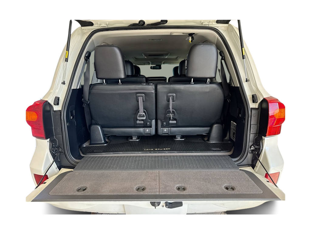 Thumbnail: 2015 Toyota Land Cruiser - 19