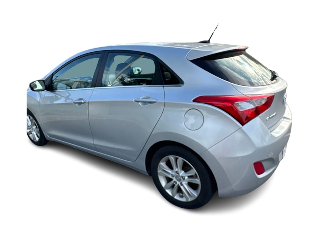 Thumbnail: 2015 Hyundai Elantra - 3
