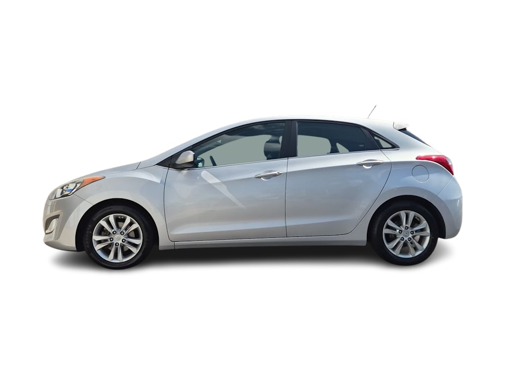 Thumbnail: 2015 Hyundai Elantra - 3