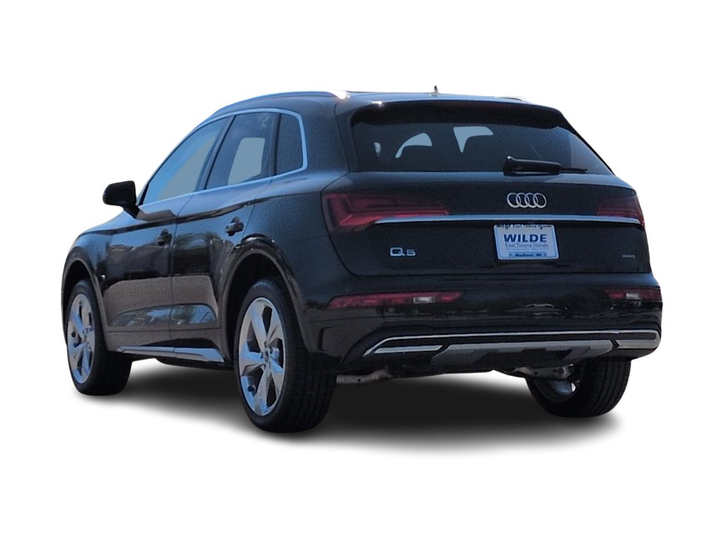 Thumbnail: 2021 Audi Q5 - 4