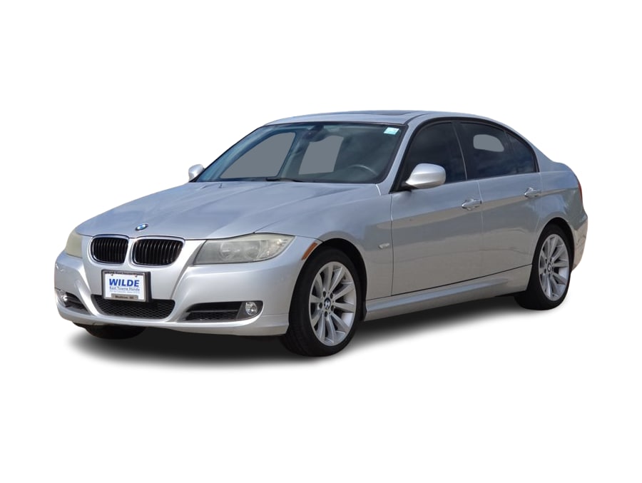 Thumbnail: 2011 BMW 3 Series - 20