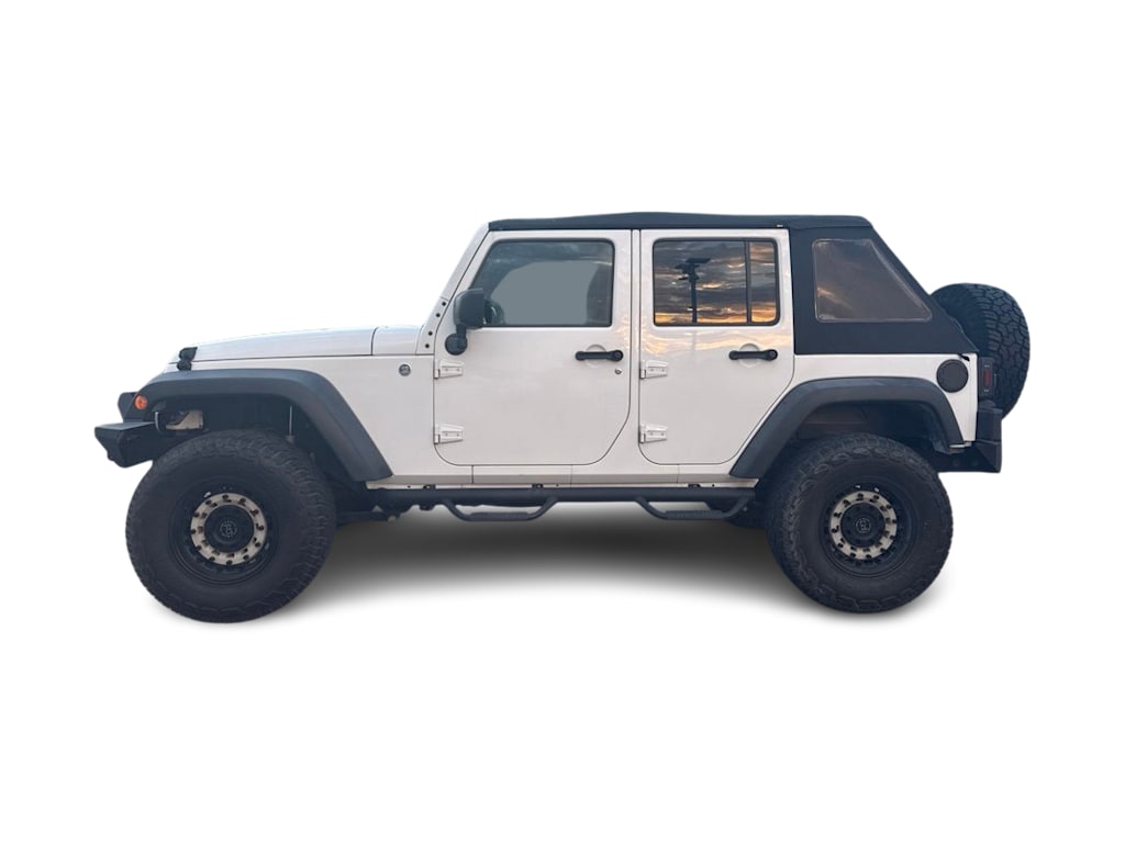 Thumbnail: 2015 Jeep Wrangler - 3