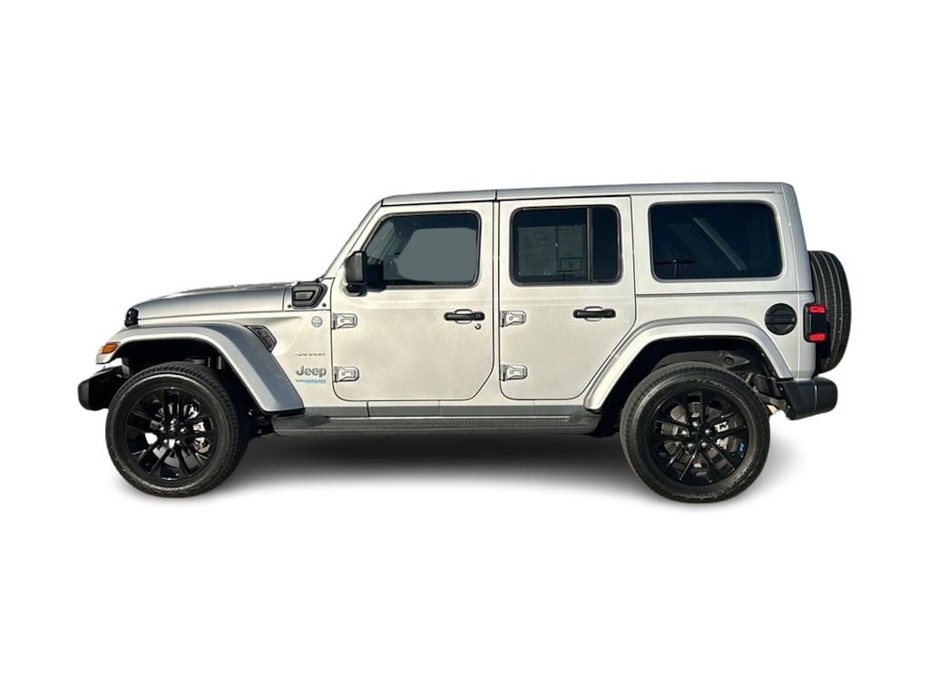 2022 Jeep Wrangler Unlimited Sahara 4xe 3