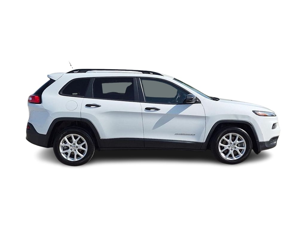 Thumbnail: 2016 Jeep Cherokee - 22