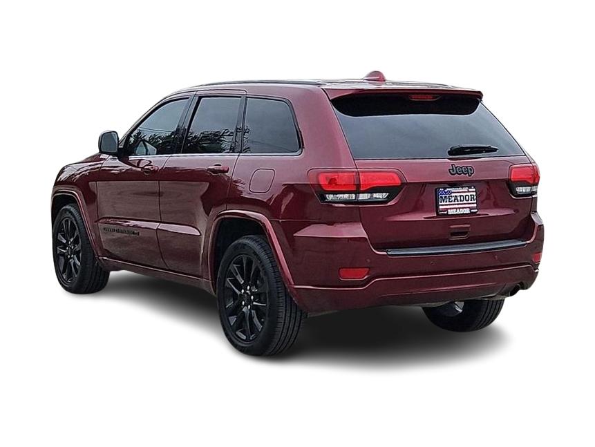 Thumbnail: 2022 Jeep Grand Cherokee - 4